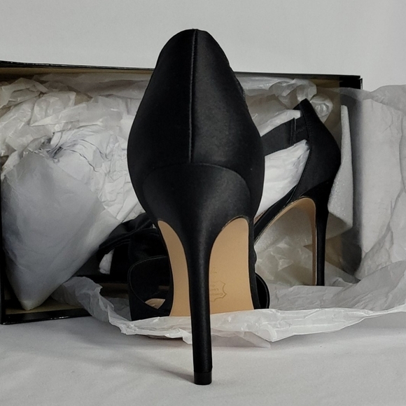 I. Miller Satin Bow Black 4 Inche High Heel - Picture 8 of 14